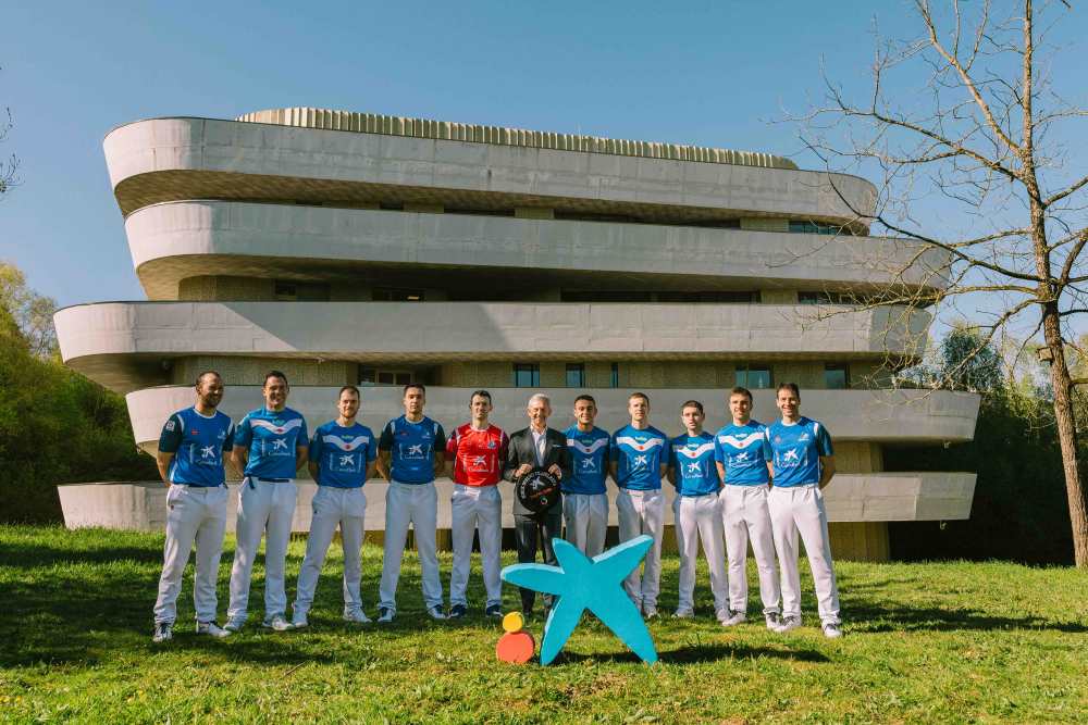 Foto presentación Manonamista 2025