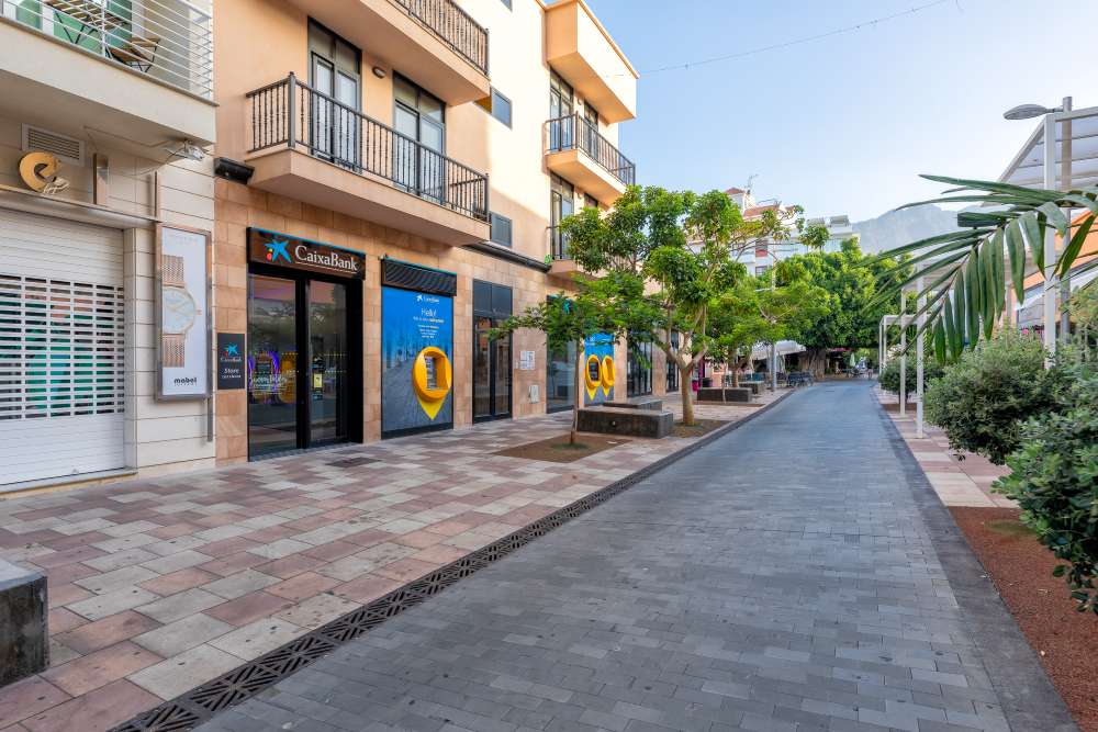 CaixaBank continua compromesa amb l'illa de La Palma