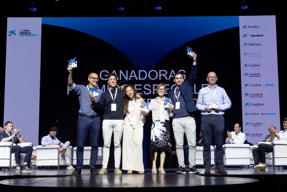 Ganadores de la fase nacional de la 18ª edición de los Premios EmprendeXXI