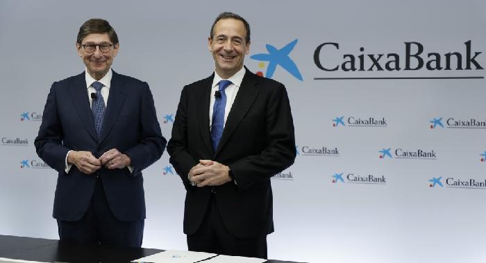 CaixaBank gana 4.816 millones de euros en 2023, un 53,9% más, y ...