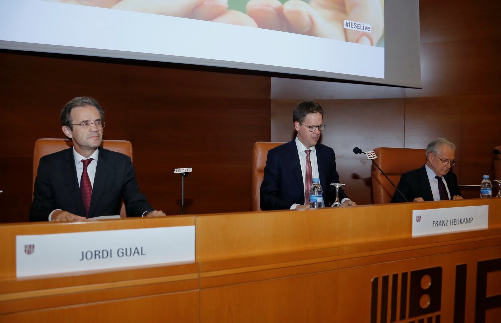 Jordi Gual defiende la ética y la responsabilidad corporativa como la clave de la gestión empresarial en el siglo XXI