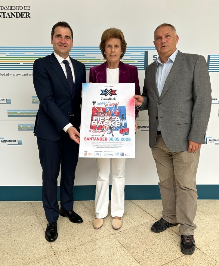 Raúl Martín, Beatrín Pellón y José Luis Teja en la presentación