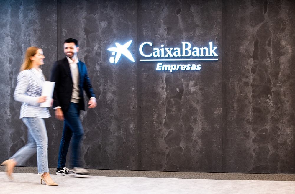 La entidad ofrece servicio especializado a pymes a través de CaixaBank Empresas.