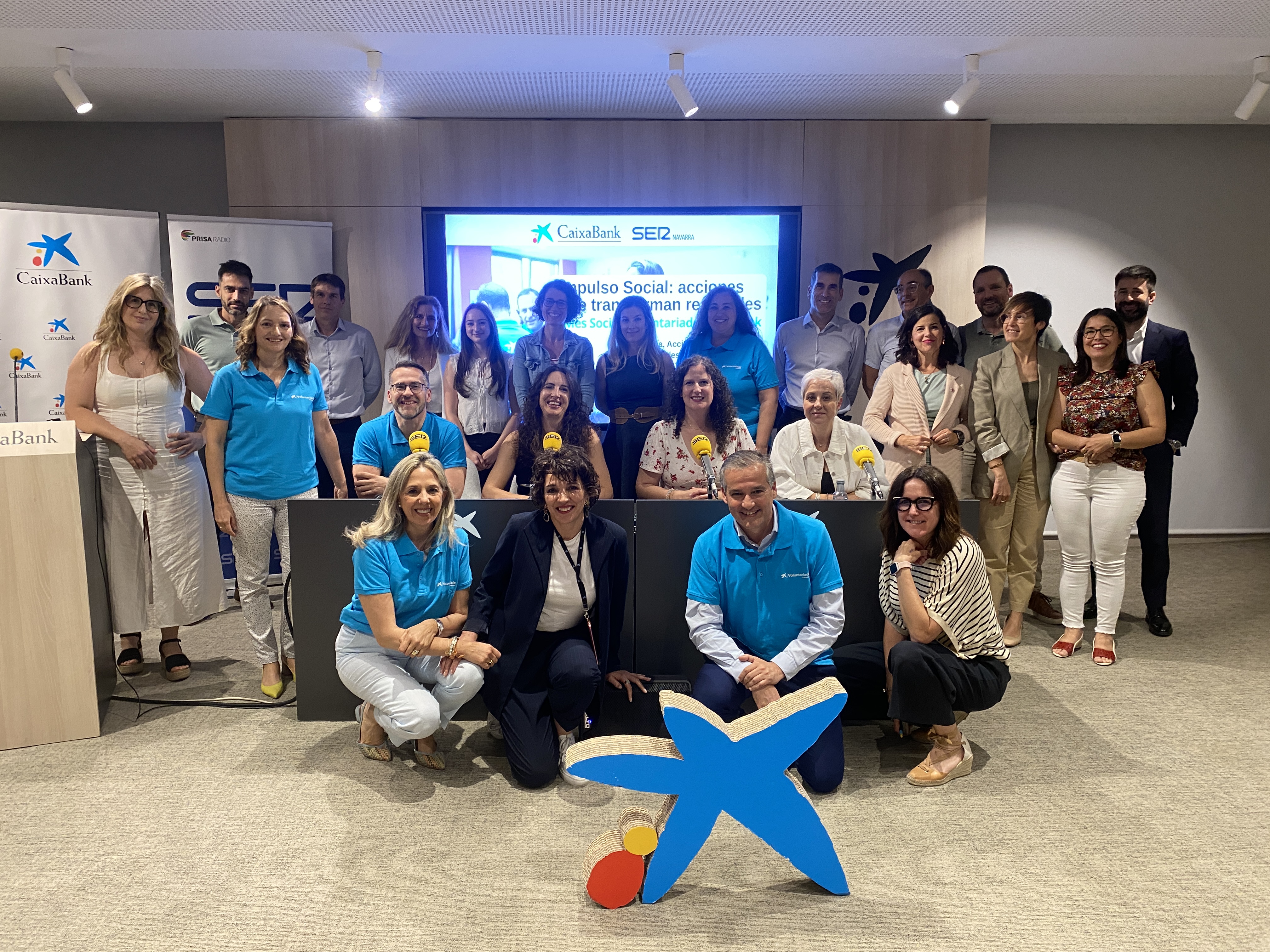 Participantes en el 'Mes Social' de CaixaBank en Navarra