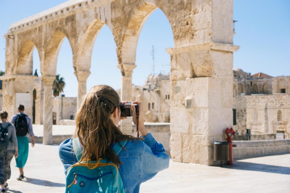 España ha alcanzado cifras récord de turistas en 2025.