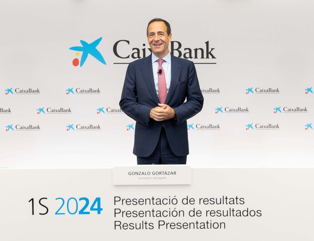 Gonzalo Gortázar, conseller delegat de CaixaBank, durant la presentació de resultats del primer semestre de 2024.