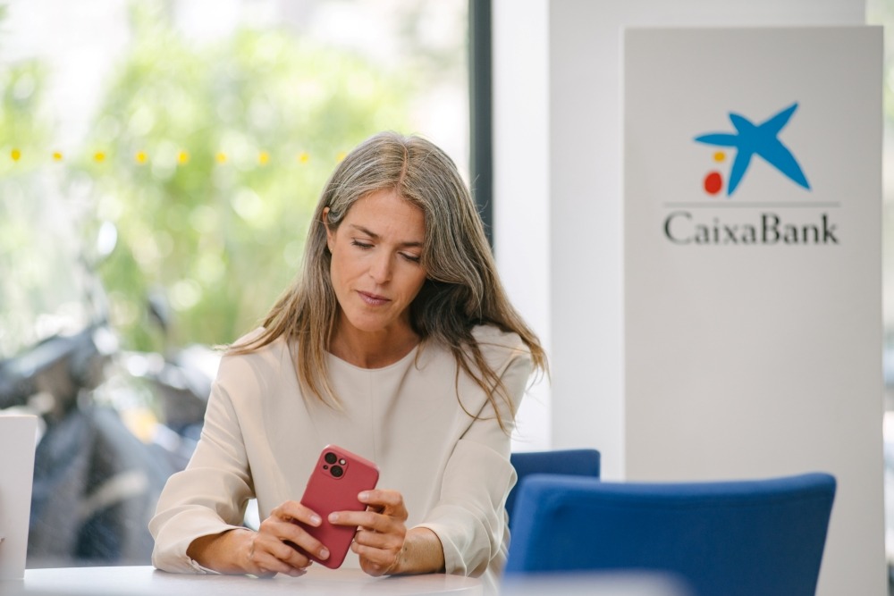 CaixaBank, líder en pagos móviles