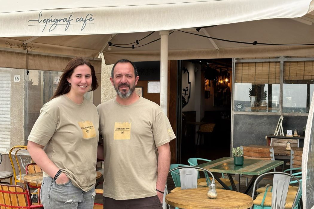 Ana Campos i el seu marit, propietaris de L’Epígraf Cafè