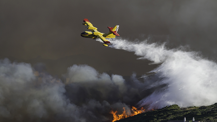 Tecnologia per prevenir els incendis i apagar-los