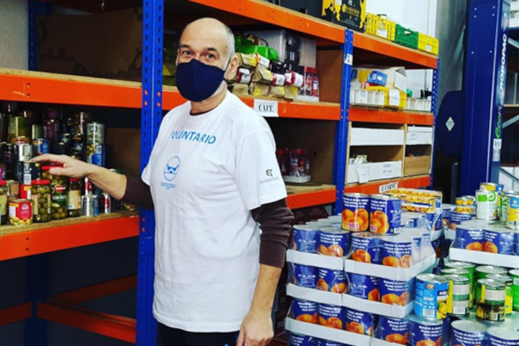 Lácteos, fruta y verdura, los productos más repartidos por los bancos de alimentos en España