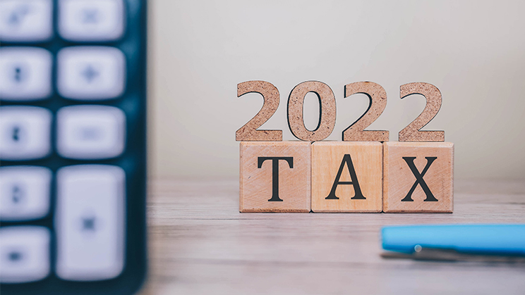 Impostos que s'han de pagar si tens béns a l'estranger