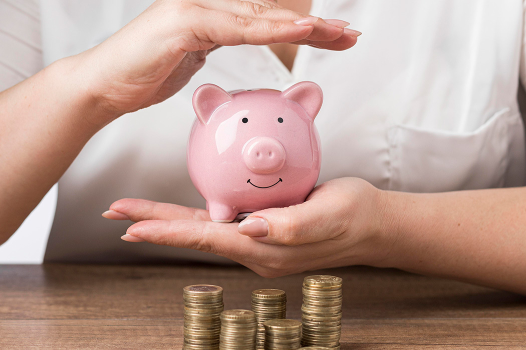 Las familias españolas hablan poco de ingresos e impuestos