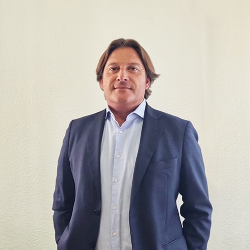 Retrato de Gustavo Ramos , autor (o autora) de la cita