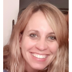 Retrato de Elisabet Mart&iacute;nez, autor (o autora) de la cita