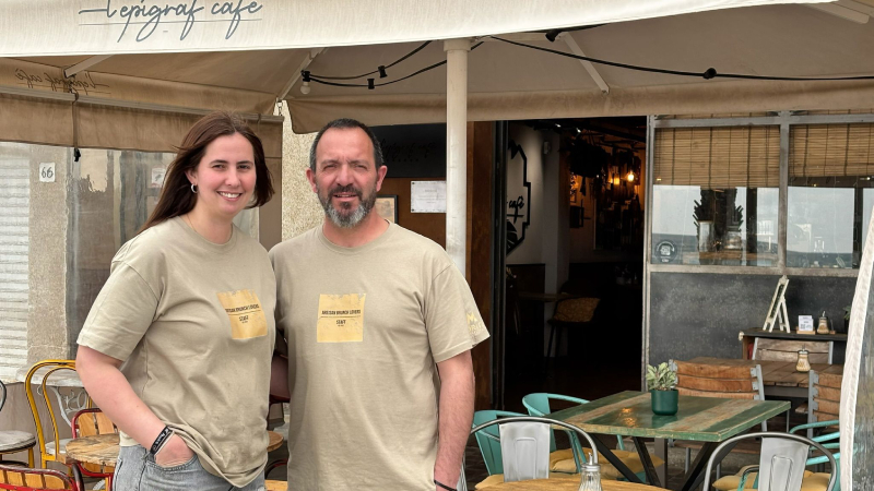 Ana Campos y su marido, propietarios de L&rsquo;Ep&iacute;graf Caf&egrave;