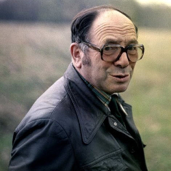 Retrato del autor (o autora) de la cita